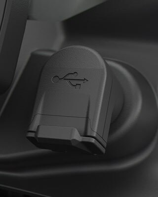 Vidíme USB port modelu F 750 GS.