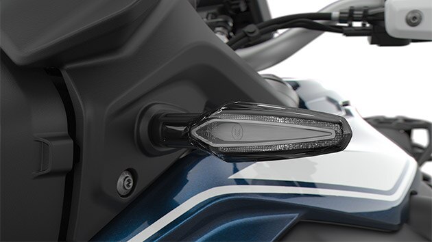 Zobrazené sú LED smerovky modelu F 850 GS.