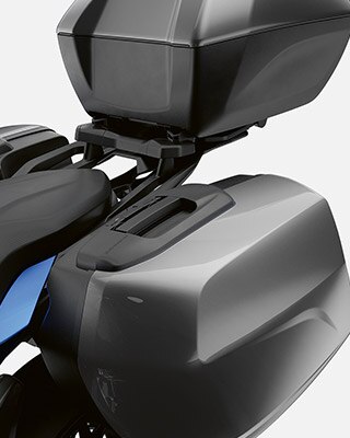 Batožinový priestor BMW F 900 XR.