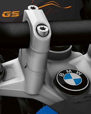 Vidíme R 1250 GS Adventure so zvýšením riadidiel.