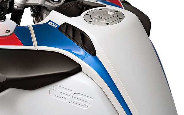 Vidíme 30 l nádrž R 1250 GS Adventure.