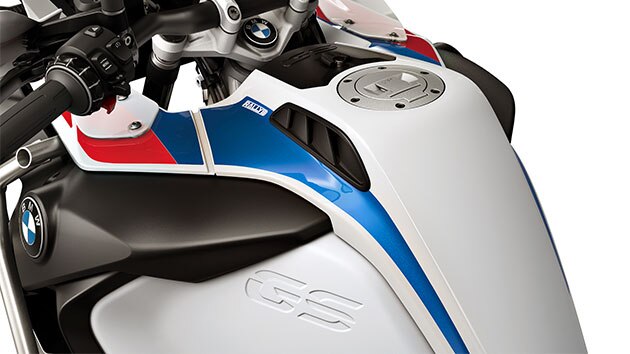 Vidíme 30 l nádrž R 1250 GS Adventure.