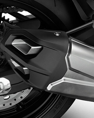 Krátky výfuk F 900 R.