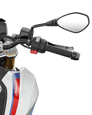 Vidíme riadidlá a ovládacie prvky modelu G 310 R.