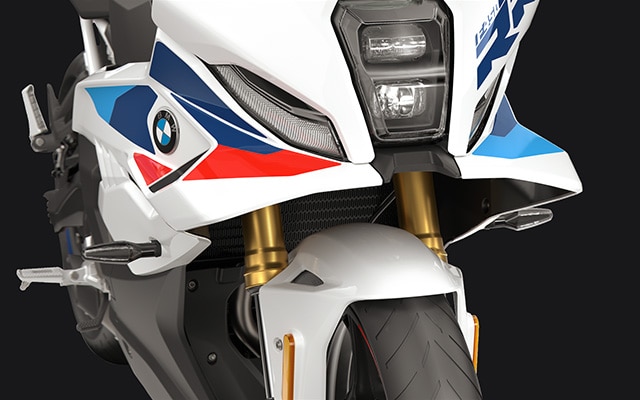 Aerodynamické krídla modelu F 450 RR od BMW Motorrad