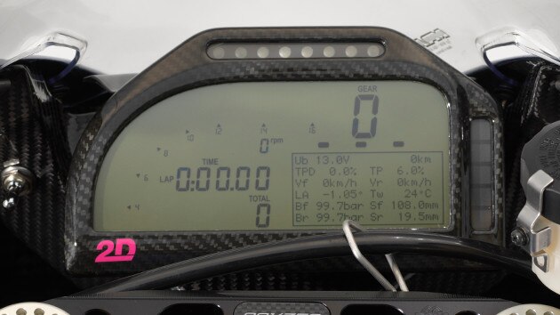 HP4 Race 2D prístrojová doska