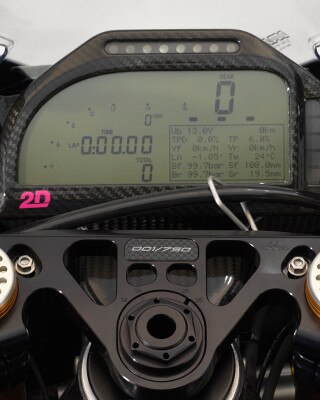 HP4 Race 2D prístrojová doska