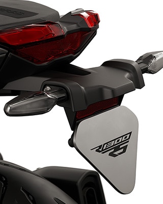 Pohľad zozadu na model R 1300 RS od BMW Motorrad