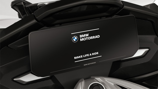 Zaostrené na TFT displej modelu K 1600 GT.