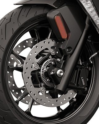 C 400 GT od BMW Motorrad s funkciou ABS Pro