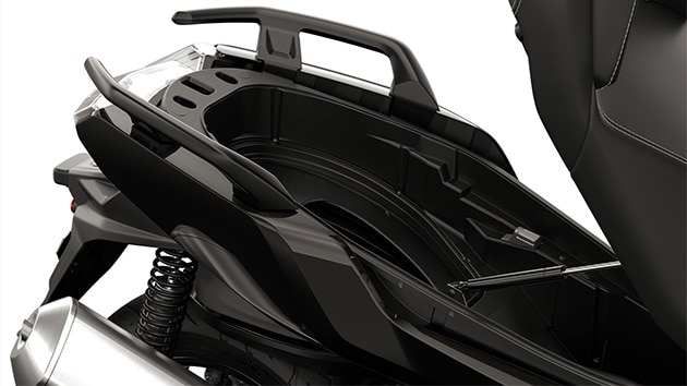 Štedrý batožinový priestor modelu C 400 GT od BMW Motorrad